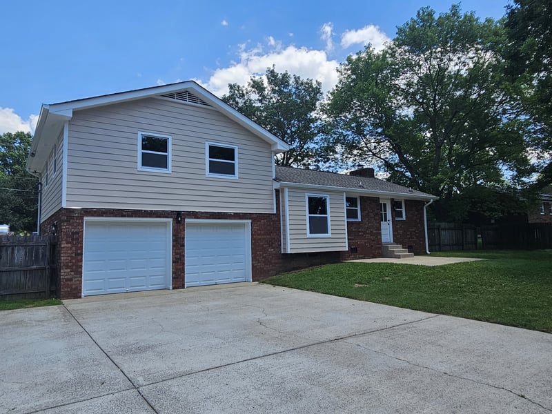 258 Indian Lake Rd, Hendersonville, TN 37075