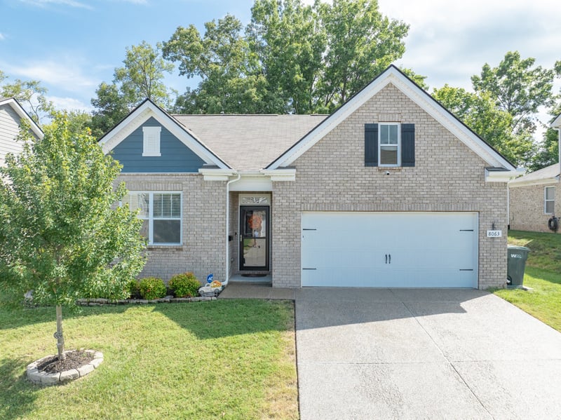 8063 Forest Hills Dr, Spring Hill, TN 37174