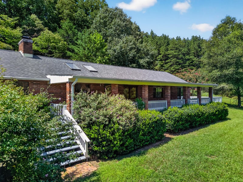 788 Long Hollow Rd, Rock Spring, GA 30739