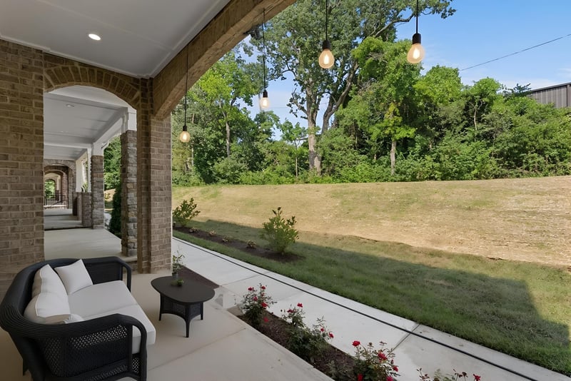 600 Summit Trl, Nashville, TN 37207