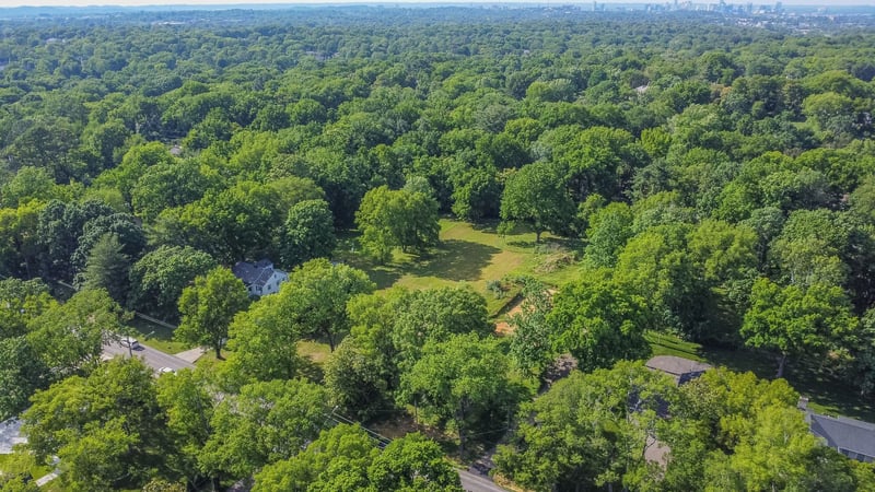 830 Battery Ln, Nashville, TN 37220