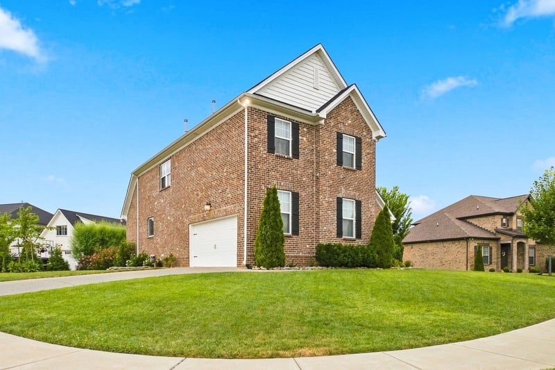 143 Compton St, Gallatin, TN 37066