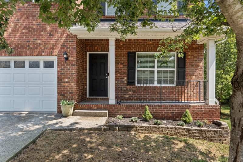 805 Crab Apple Cv, Antioch, TN 37013