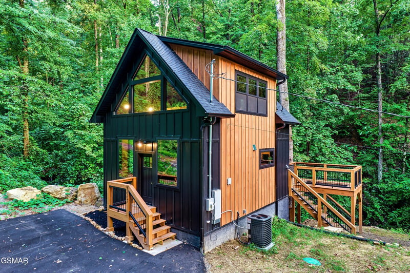 2665 Black Walnut Flats Rd, Sevierville, TN 37862