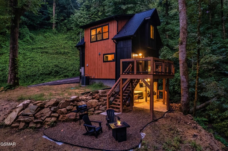 2665 Black Walnut Flats Rd, Sevierville, TN 37862