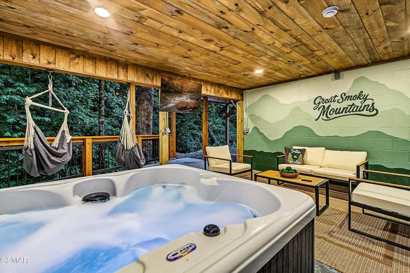 2665 Black Walnut Flats Rd, Sevierville, TN 37862