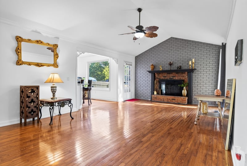 148 Allen Dr, Hendersonville, TN 37075