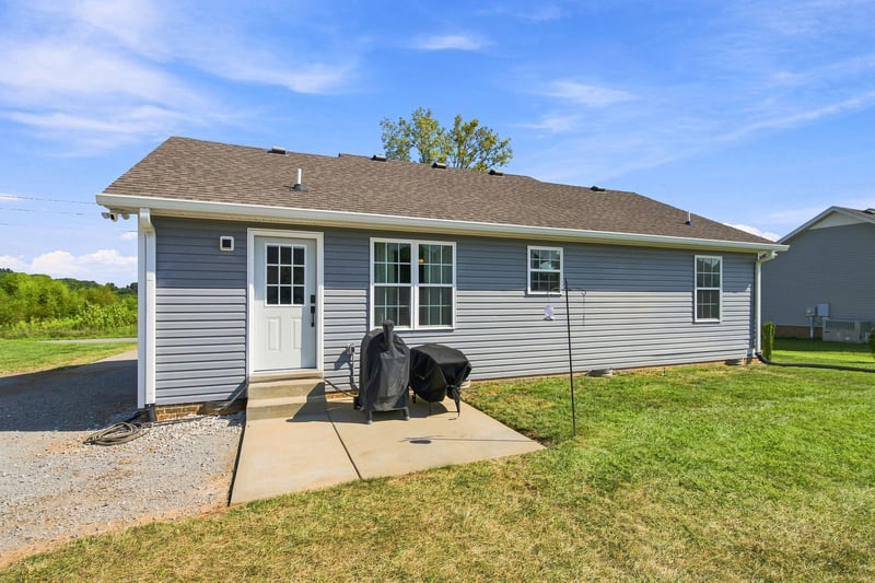 212 Shaub Rd, Portland, TN 37148