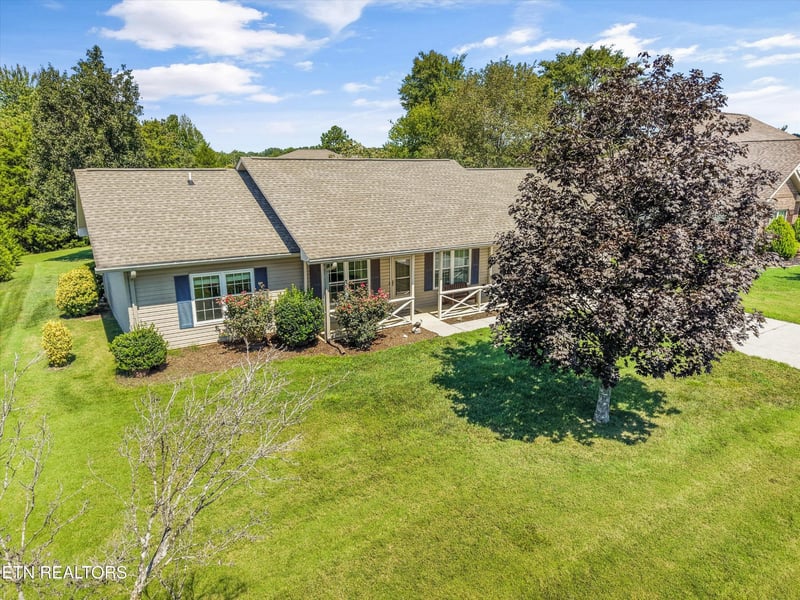 143 Elokwa Way, Loudon, TN 37774