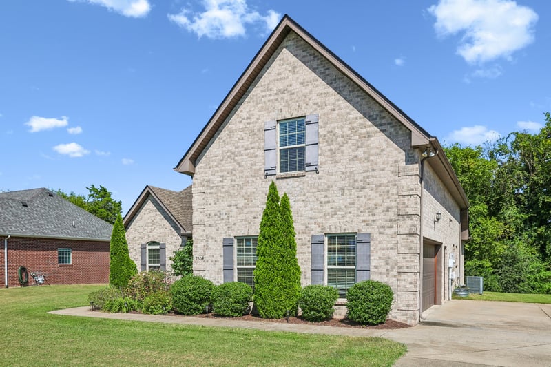 2604 Tellyman Ave, Murfreesboro, TN 37130