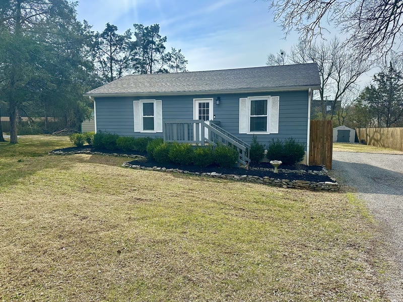 215 Sunrise Ave, La Vergne, TN 37086