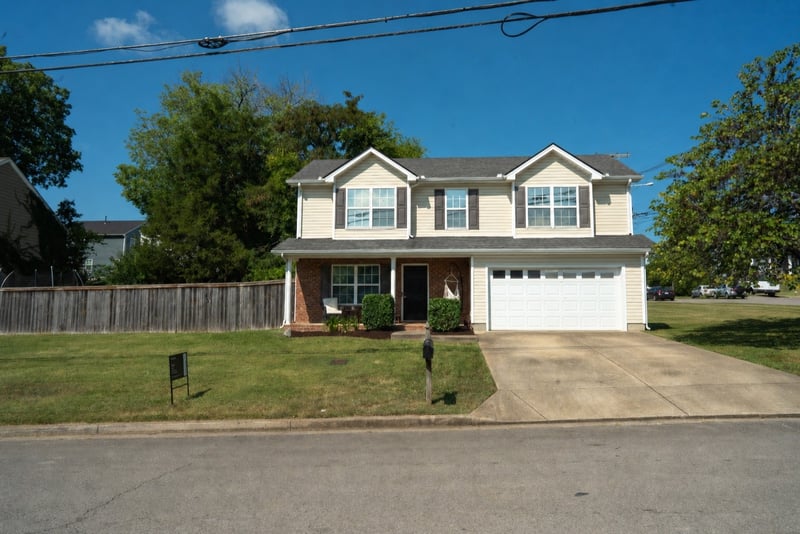 7493 Maggie Dr, Antioch, TN 37013
