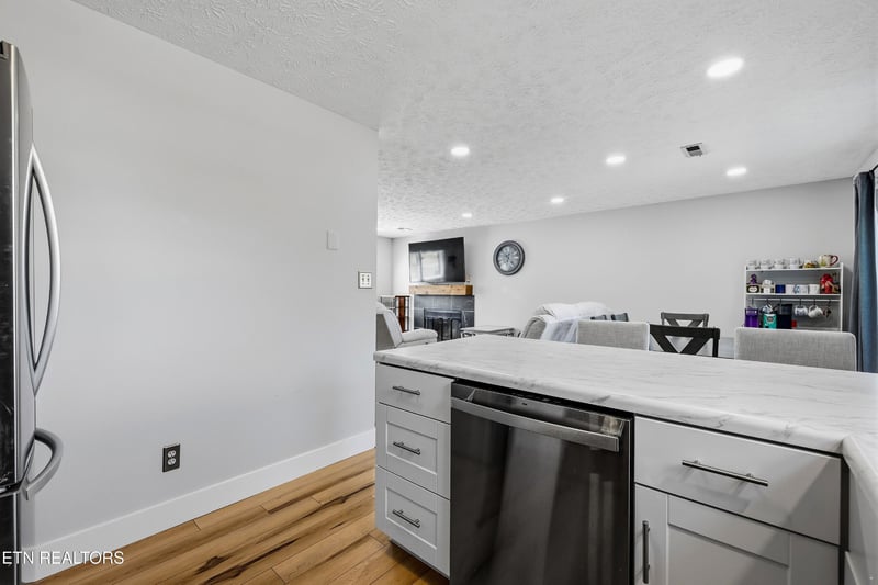 9217 Shady Mill Ln, Knoxville, TN 37922