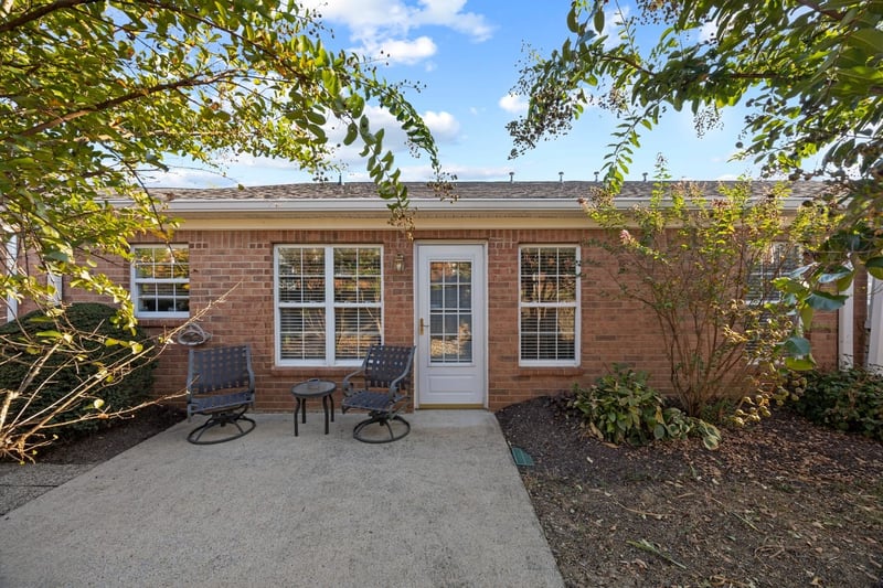 20 Holland Park Ln, Franklin, TN 37069