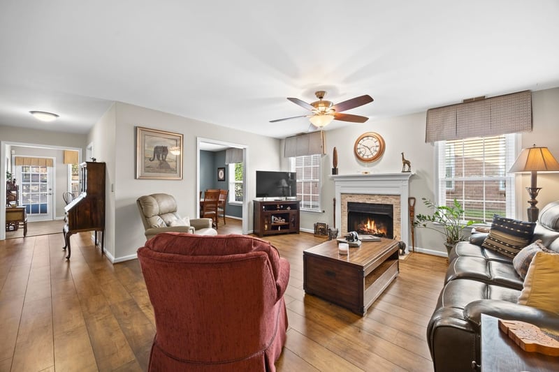 20 Holland Park Ln, Franklin, TN 37069