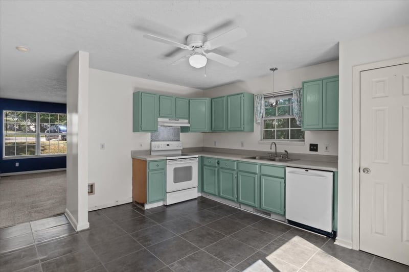 211 Reeves St, Dickson, TN 37055