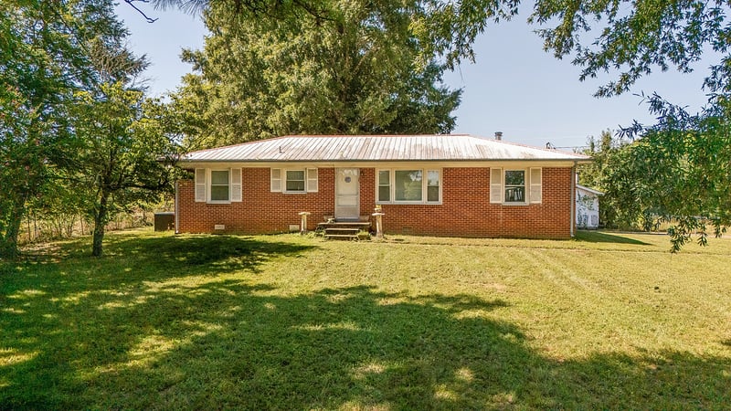 292 Macon Rd, Readyville, TN 37149