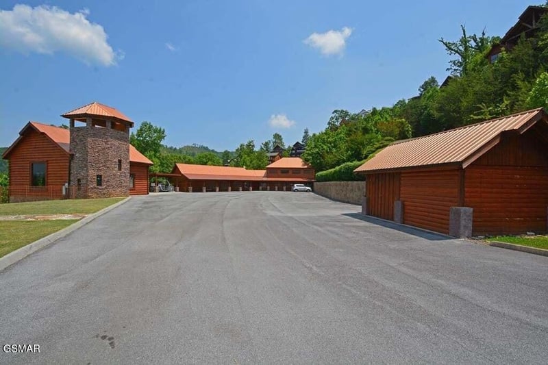 1740 High Rock Way, Sevierville, TN 37862