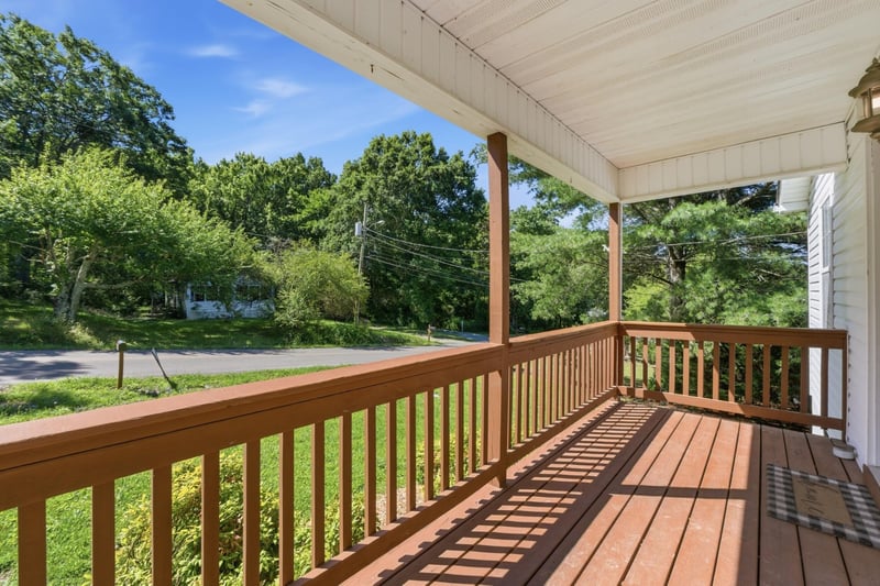 617 Bradley Ave, La Fayette, GA 30728