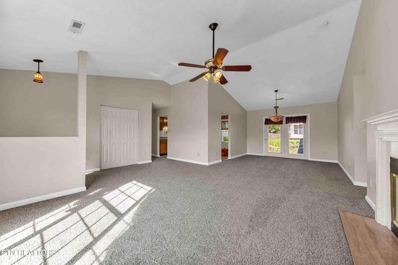 5817 Shelley Dr, Knoxville, TN 37909