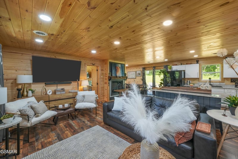 1309 Mortar Rd, Sevierville, TN 37876