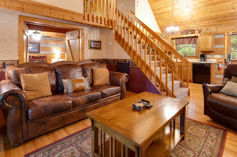 2345 Courtney Ln, Sevierville, TN 37876