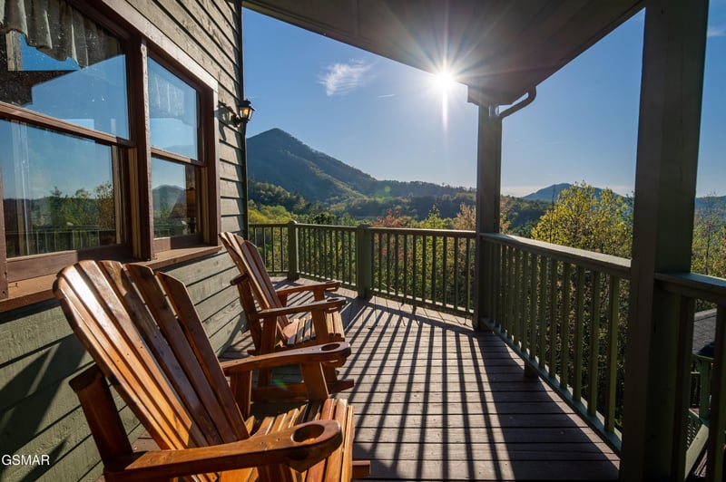 3670 Marian Lake Way, Sevierville, TN 37862