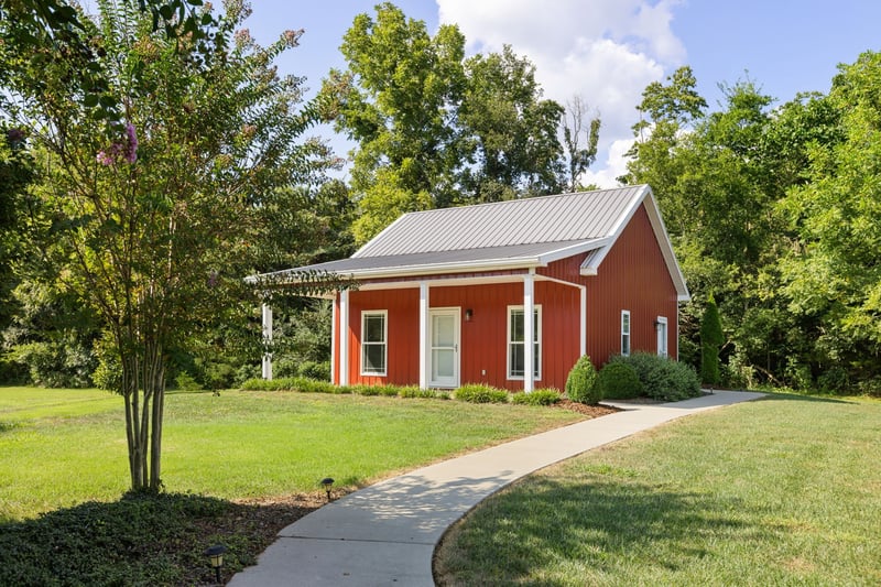 1825 N Lovvorn Rd, Christiana, TN 37037