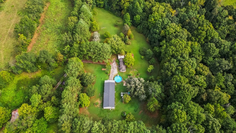 1320 Old Clarksville Pike, Pleasant View, TN 37146
