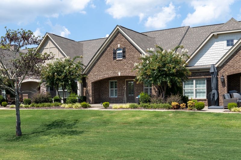 266 Bellingdon Dr, Gallatin, TN 37066