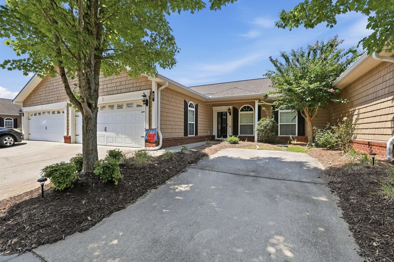 1903 N Summit Dr #77, Dalton, GA 30721