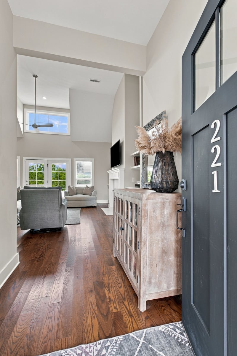 221 Downeymeade Dr, Nashville, TN 37214