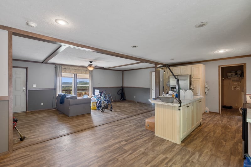 349 Young Branch Rd, Dixon Springs, TN 37057