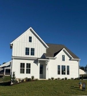 3057 Mallard Dr, Lebanon, TN 37090