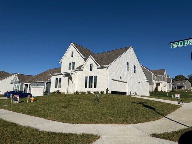 3057 Mallard Dr, Lebanon, TN 37090