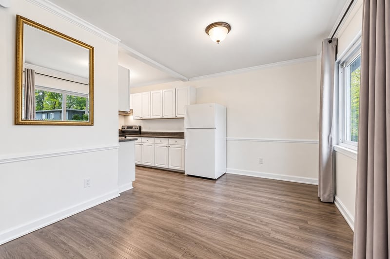 550 Harding Pl #B107, Nashville, TN 37211