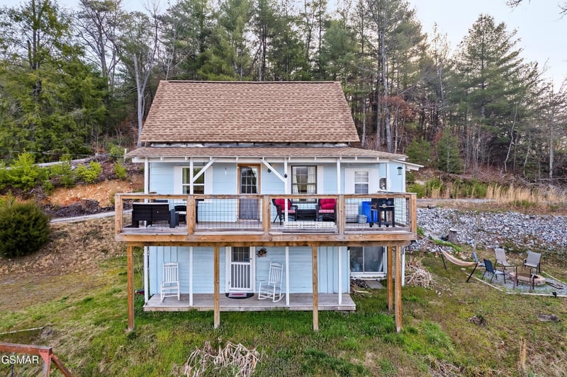 1174 Sharp Rd, Sevierville, TN 37876