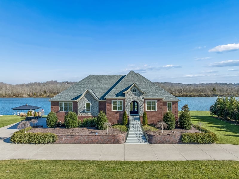 185 Shoals Lndg, Ashland City, TN 37015