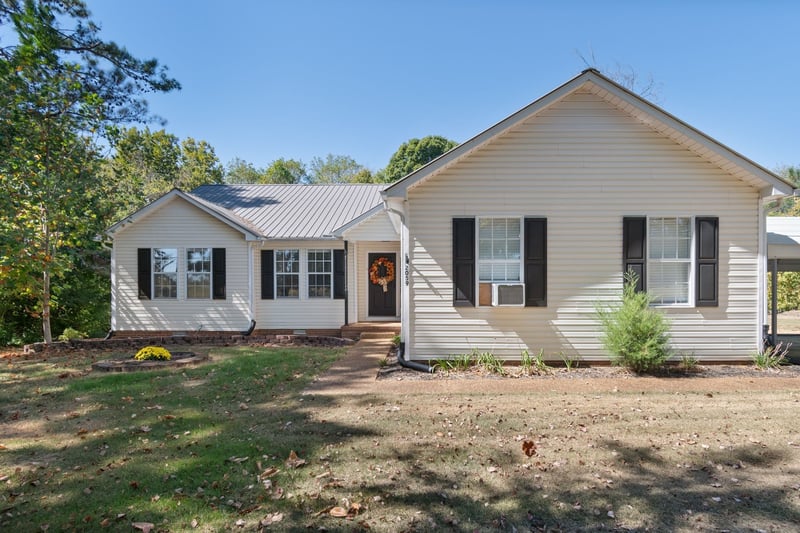 2059 Clara Mathis Rd, Spring Hill, TN 37174