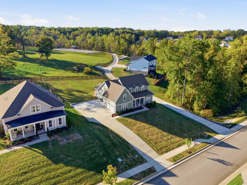 7441 Swindon Blvd, Fairview, TN 37062