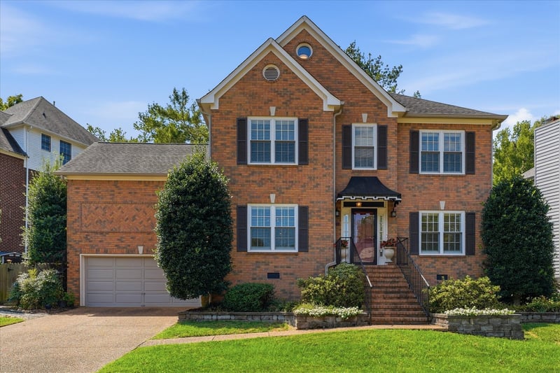 8456 Indian Hills Dr, Nashville, TN 37221