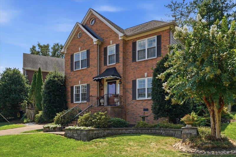 8456 Indian Hills Dr, Nashville, TN 37221