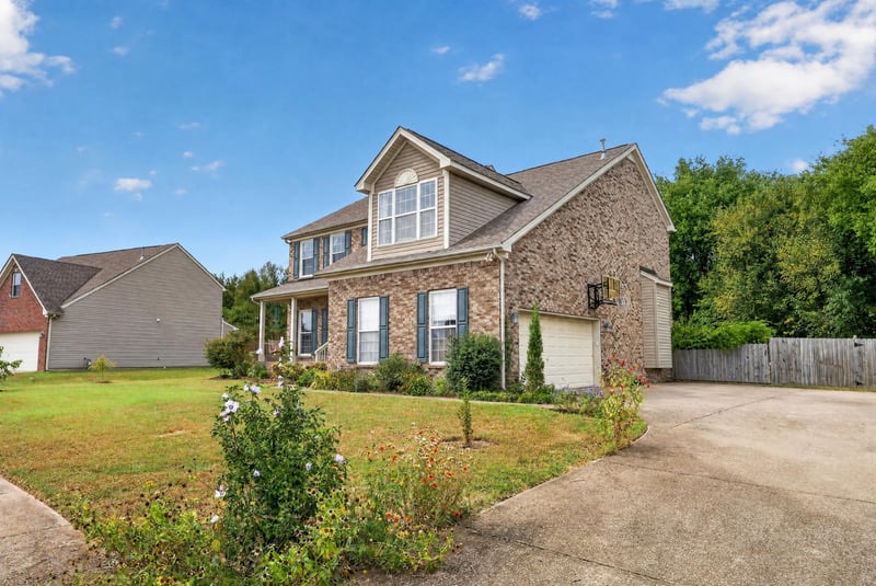 2240 Gilmore Crossing Ln, Nashville, TN 37218