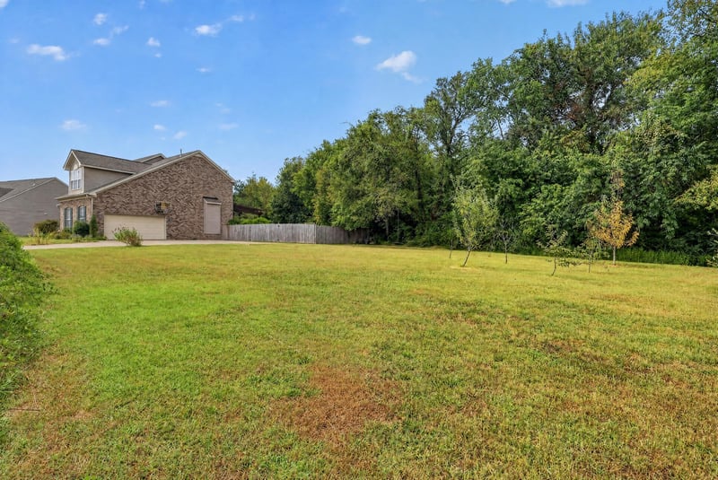 2240 Gilmore Crossing Ln, Nashville, TN 37218