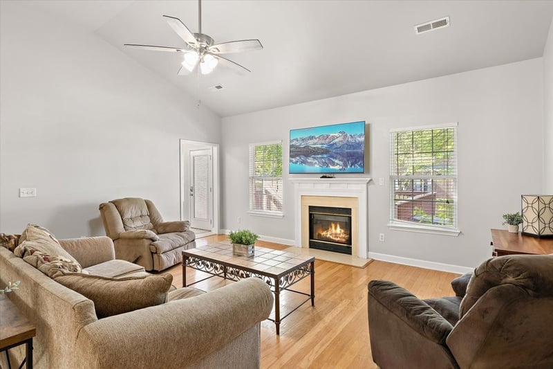 704 Sherbrooke Ct, Nashville, TN 37211