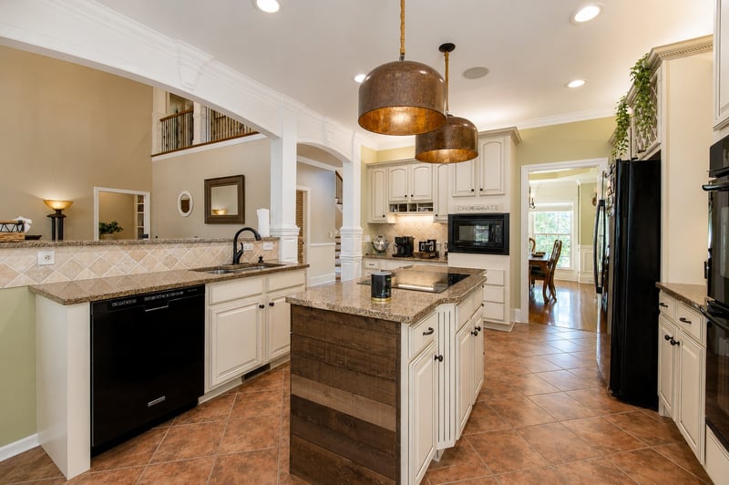 1014 Atchley Ct, Hendersonville, TN 37075
