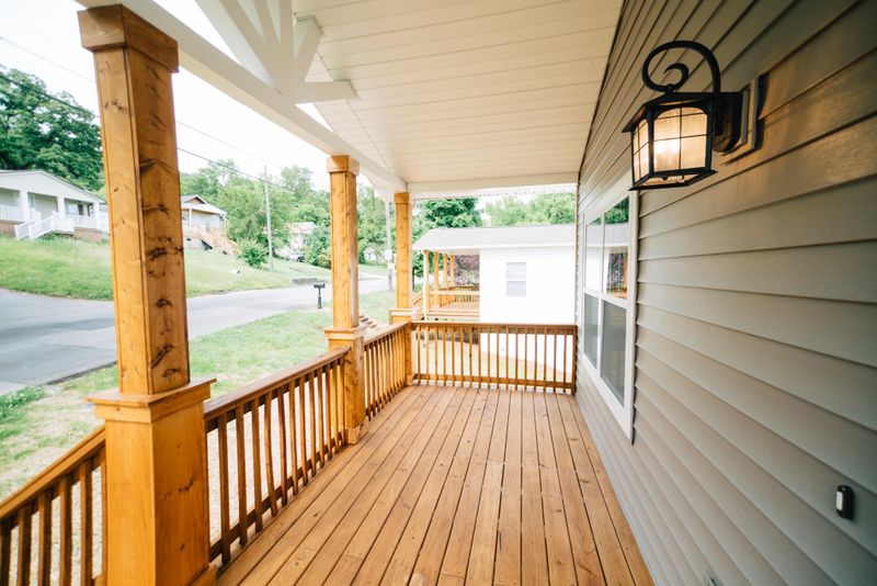 162 Chickamauga Ave, Knoxville, TN 37917