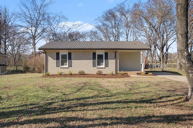 110 Green Meadow Dr, Gallatin, TN 37066