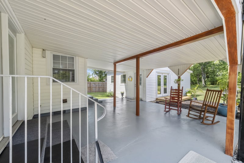 529 W Market St, Portland, TN 37148