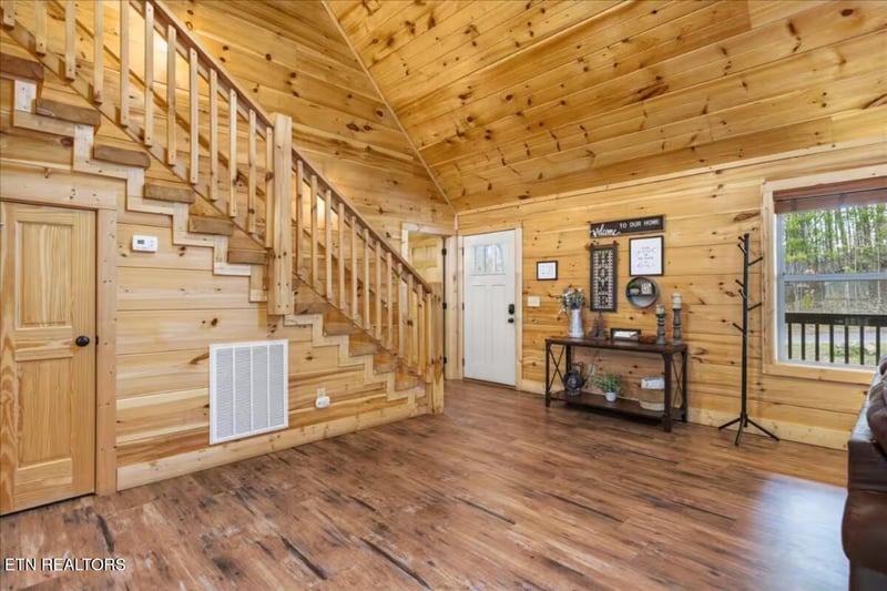 3213 Samuel Wear Dr, Sevierville, TN 37862